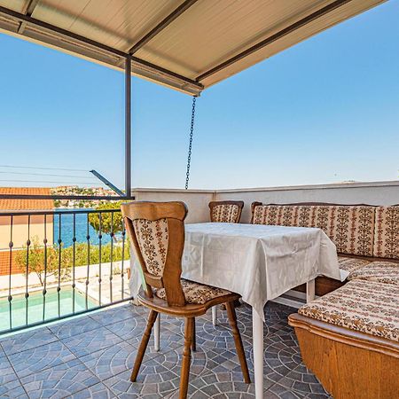 Nice Home In Zatoglav With House Sea View Podglavica Exterior photo